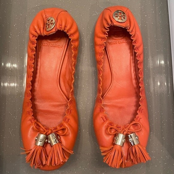 Tory Burch Orange Leather Tassel Scrunch Ballet Flats Size 7 - Picture 3 of 11